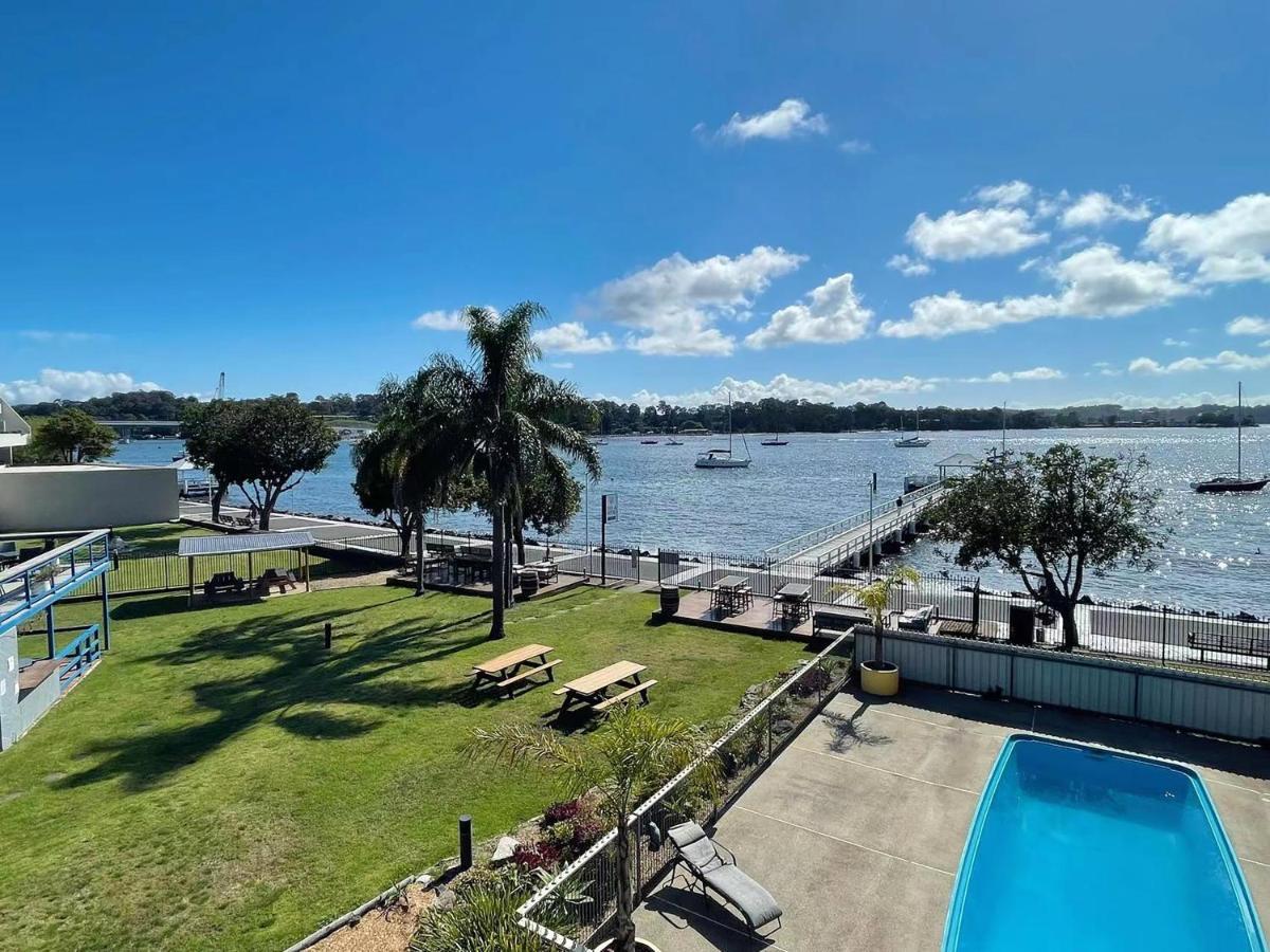 Motel Mariners On The Waterfront Batemans Bay Exterior foto